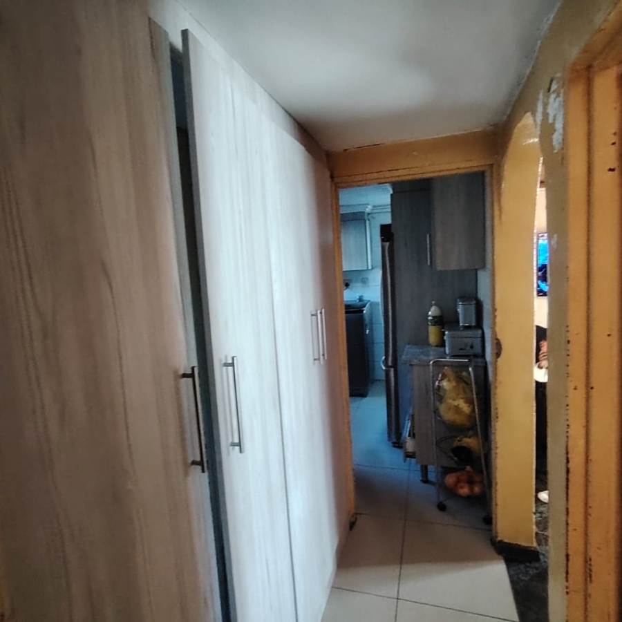 5 Bedroom Property for Sale in Mdantsane Eastern Cape